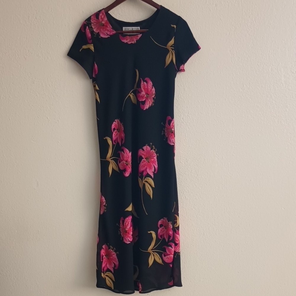 Jessica Howard Black Dress with Pink and Gold Floral Design Size Petite